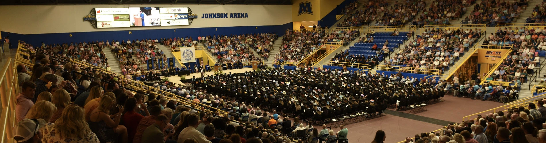 banner-news-commencement2022-preview-1900x500.webp